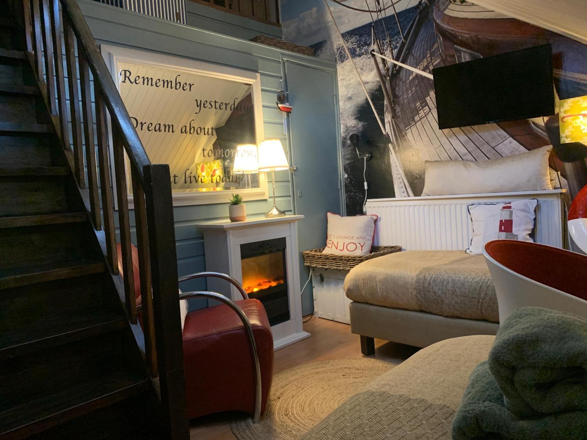 Comfortabele Familie Suite Met 2 Slk, Speelzolder, Balkon, Airco Den Ham Eksteriør billede